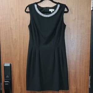 Laura Elegant Black Dress 8P